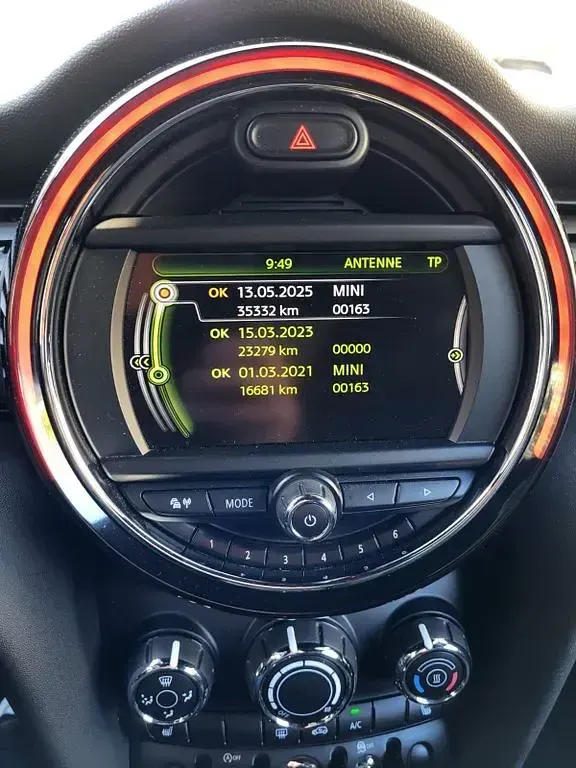 Usado Mini ONE 102 HP (75 kW) 2018 Vermelho Citadino