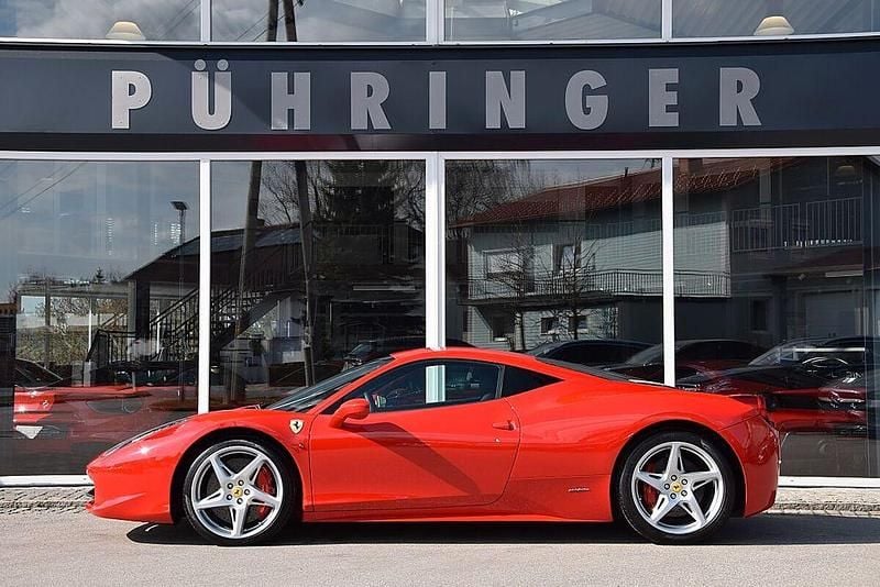 Gebraucht Ferrari 458 566 PS (416 kW) 2010 Rot Coupé