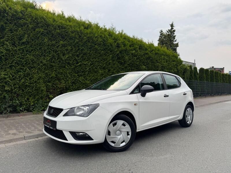 Weiß Gebraucht 2012 Seat Ibiza Reference Kleinwagen | 4.999 € (Fairer Preis) - Bild 1/4