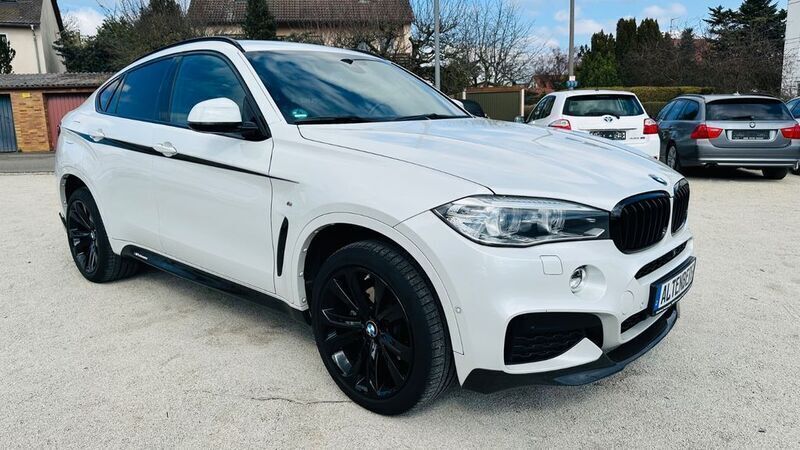 Mineralweiss metallic Gebraucht 2016 BMW M1 Performance Coupé | 30.500 € - Bild 1/4