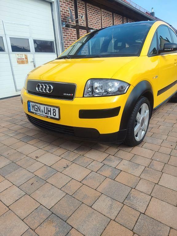 Gebraucht Audi A2 110 PS (80 kW) 2003 Gelb Kleinwagen