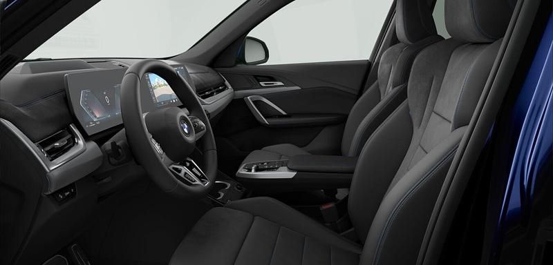 Gebraucht BMW X1 Luxury Line 163 PS (119 kW) 2025 Blau SUV