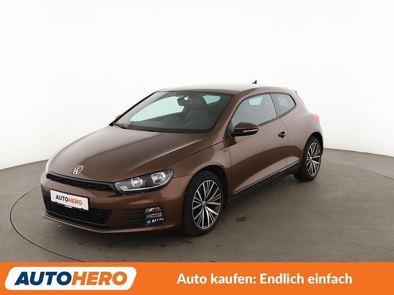 Braun Gebraucht 2017 VW Scirocco Allstar Coupé | 19.700 € (Fairer Preis) - Bild 1/3