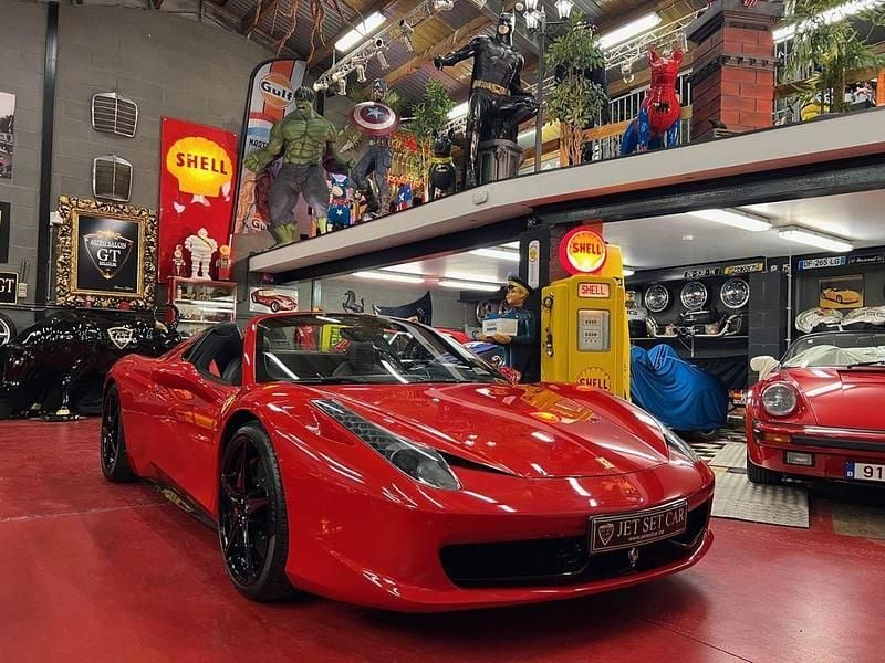 Rot Gebraucht 2012 Ferrari 458 Cabrio | 189.990 € (Teuer) - Bild 1/4