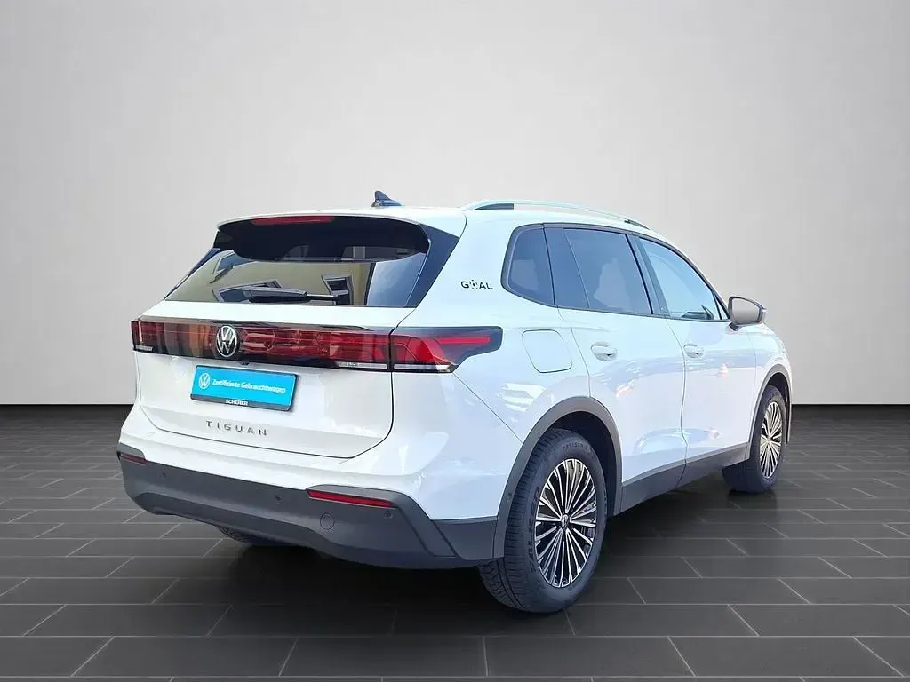 Gebraucht VW Tiguan Goal 150 PS (110 kW) 2025 Pure white SUV