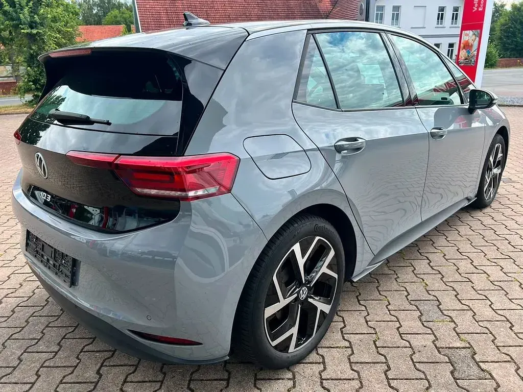Gebraucht VW ID.3 Pro 150 kW (204 PS) 2024 Grau Kleinwagen