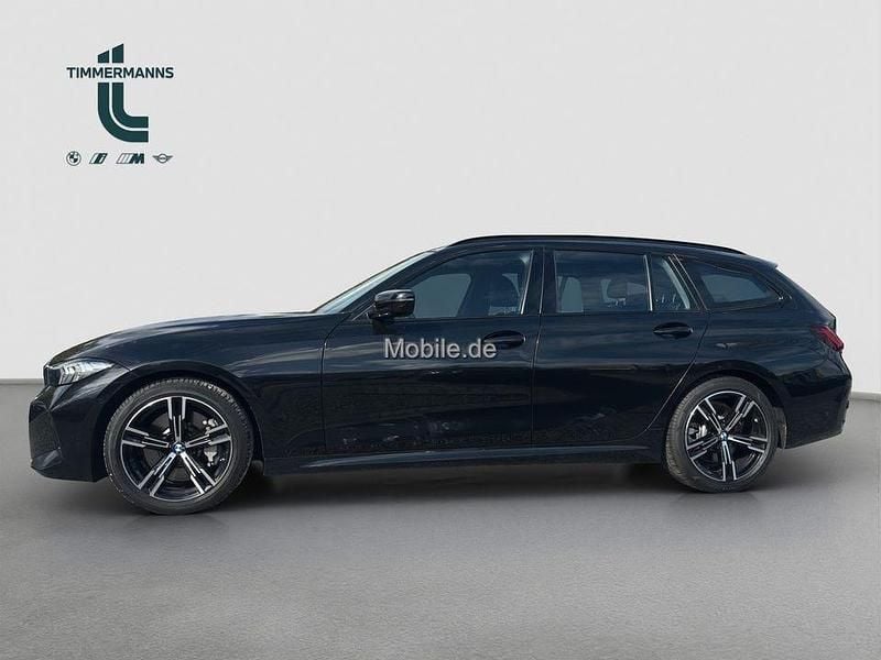 Gebraucht BMW 330 Performance 245 PS (180 kW) 2024 Schwarz Kombi