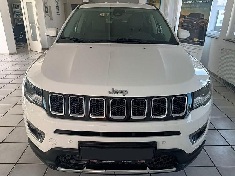 Gebraucht Jeep Compass Limited 131 PS (96 kW) 2022 Weiß SUV