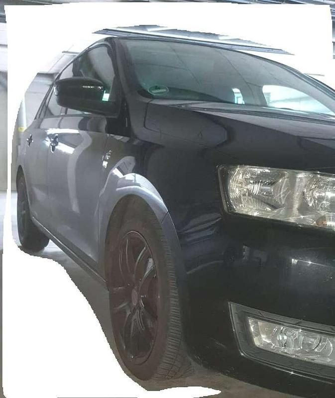 Schwarz Gebraucht 2014 Skoda Rapid Kombi | 7.499 € (Guter Preis) - Bild 1/4