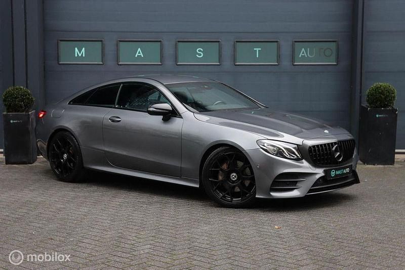 Gebraucht Mercedes E200 AMG 184 PS (135 kW) 2018 Grau Coupé