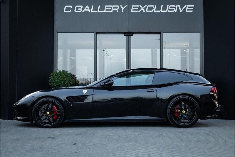 Gebraucht Ferrari GTC4Lusso 689 PS (506 kW) 2018 Schwarz Kombi