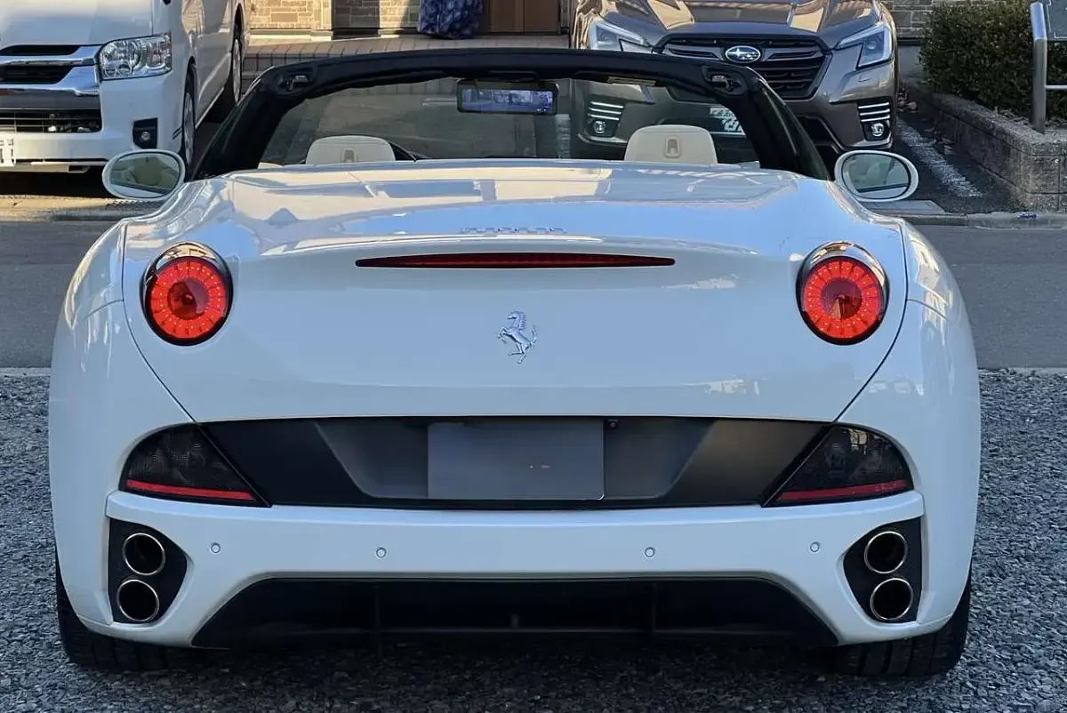 Gebraucht Ferrari California 460 PS (338 kW) 2013 Weiß Cabrio