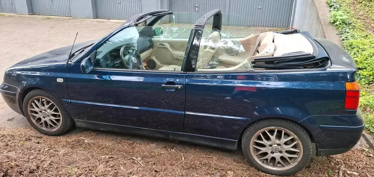 Gebraucht VW Golf 115 PS (84 kW) 2001 Blau Cabrio