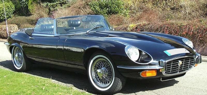 Schwarz Gebraucht 1973 Jaguar E-Type Cabrio | 89.900 € - Bild 1/4