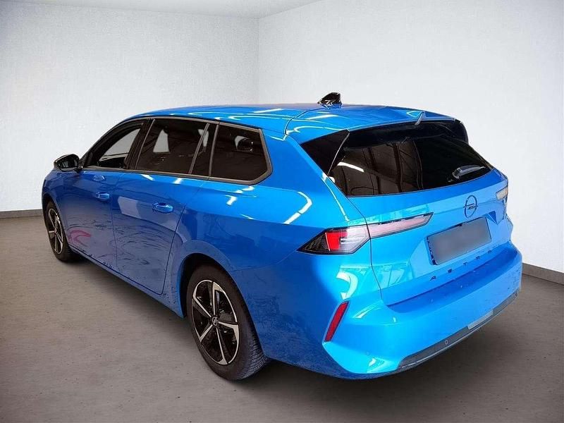 Gebraucht Opel Astra 131 PS (96 kW) 2024 Kobalt blau Kombi