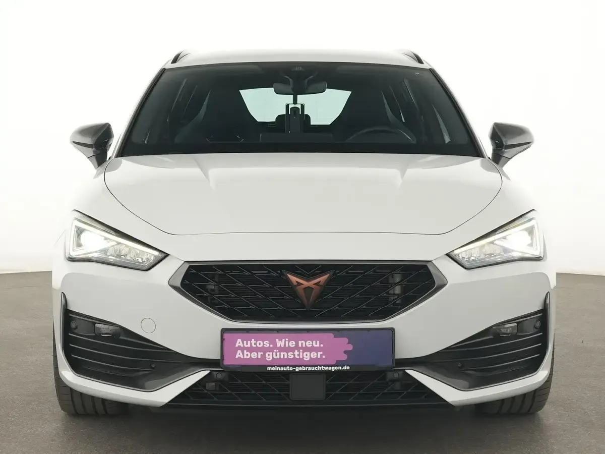 Gebraucht Cupra Leon VZ 245 PS (180 kW) 2024 Nevada weiss Limousine