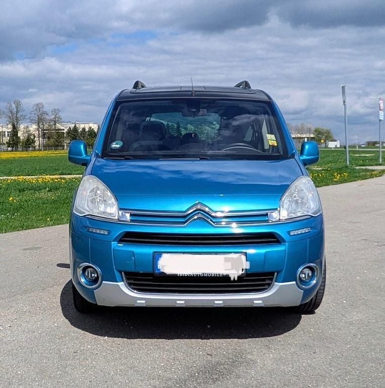 Gebraucht Citroën Berlingo 114 PS (83 kW) 2014 Blau Van / Kleinbus