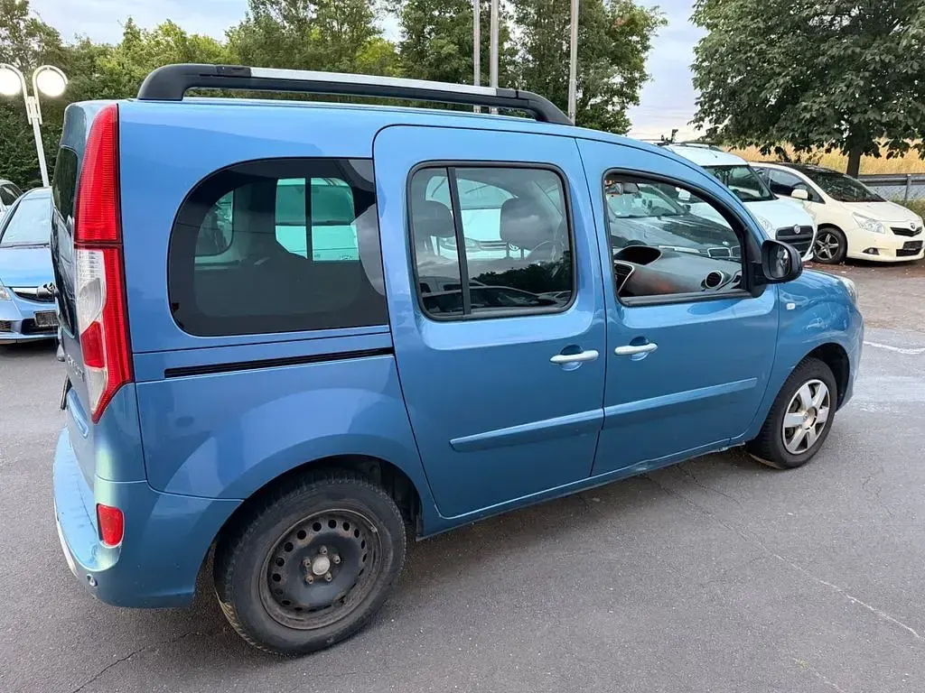 Gebraucht Renault Kangoo Intens 114 PS (83 kW) 2017 Blau Van / Kleinbus