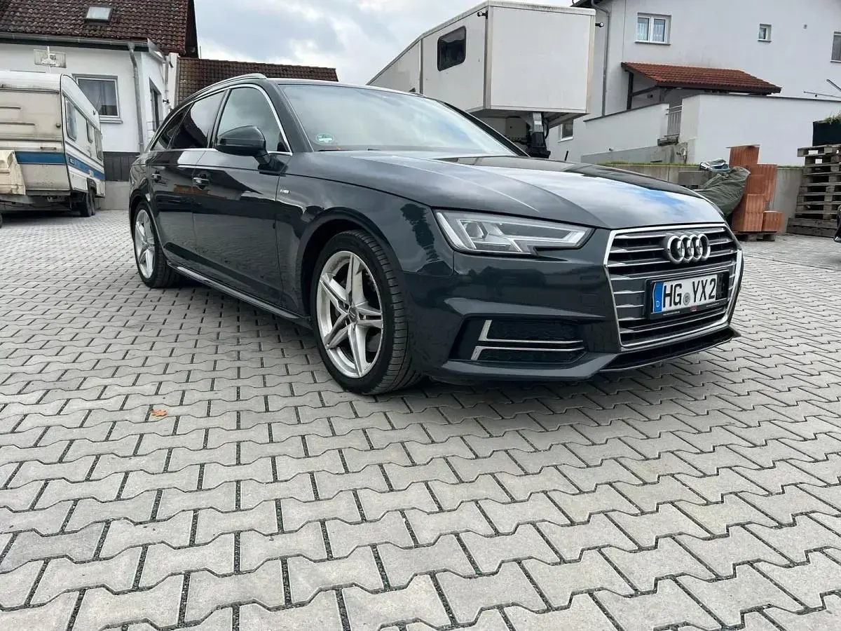 Gebraucht Audi A4 S-Line 190 PS (139 kW) 2016 Grau Kombi