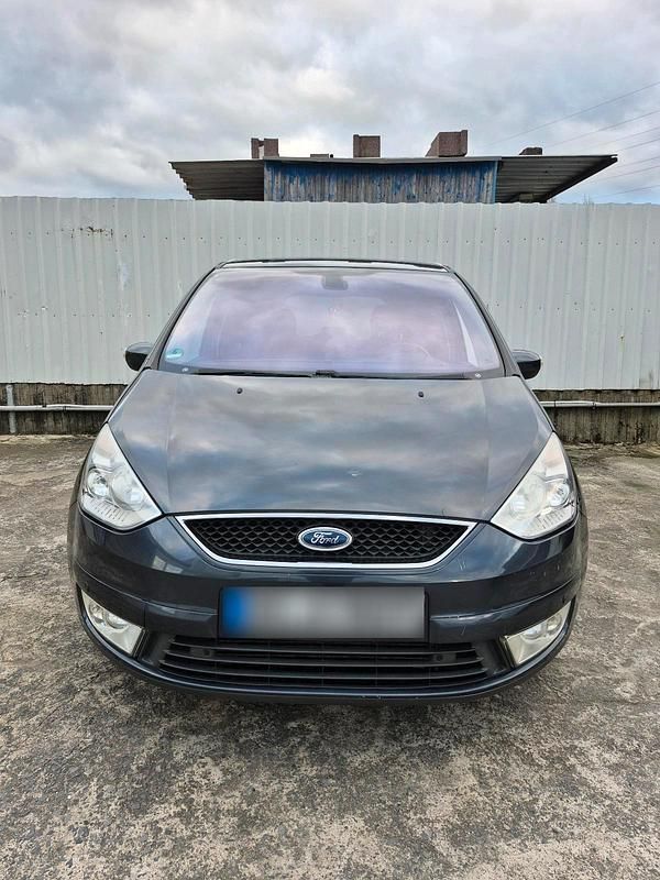 Usata Ford Galaxy 140 CV (102 kW) 2009 Grigio Monovolume