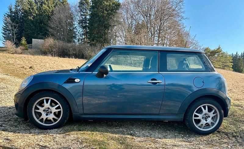 Gebraucht Mini ONE 98 PS (72 kW) 2010 Blau Kleinwagen