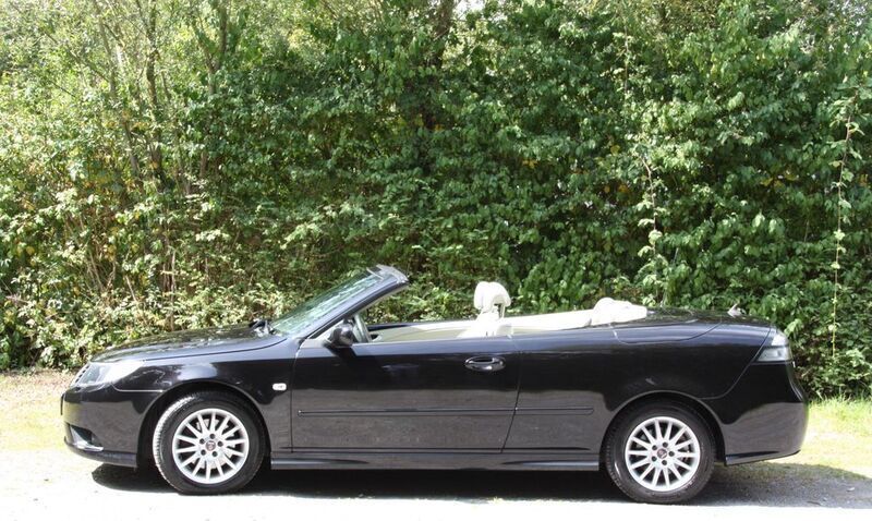 Schwarz Gebraucht 2009 Saab 9-3 Cabriolet Vector Cabrio | 14.750 € - Bild 1/4