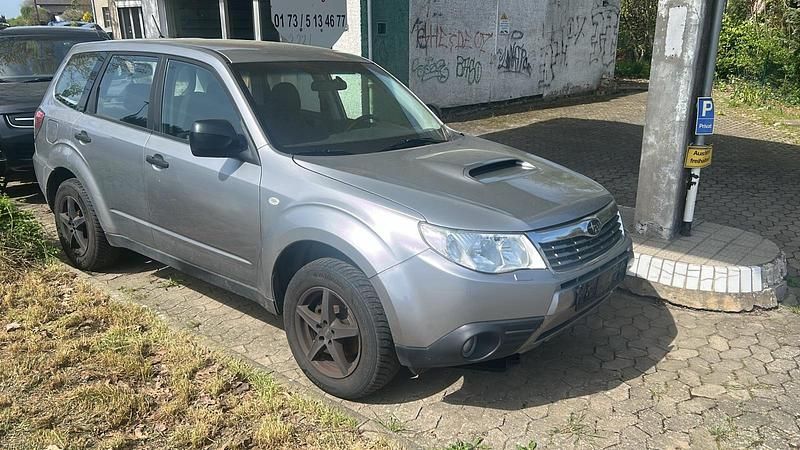 Occasion Subaru Forester 147 ch (108 kW) 2011 Gris SUV