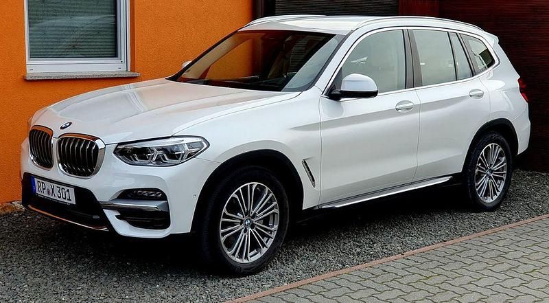 Weiß Gebraucht 2021 BMW X3 Luxury Line SUV | 32.000 € (Fairer Preis) - Bild 1/4