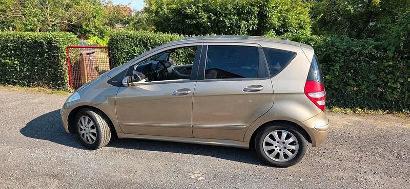 Gebraucht Mercedes A180 109 PS (80 kW) 2007 Andere farben Van / Kleinbus