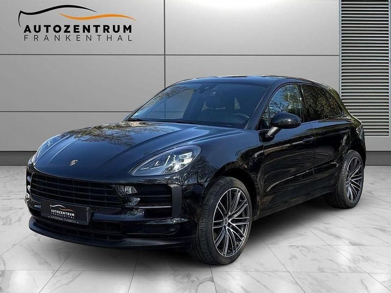 Second-hand Porsche Macan 245 CP (180 kW) 2018 Negru SUV