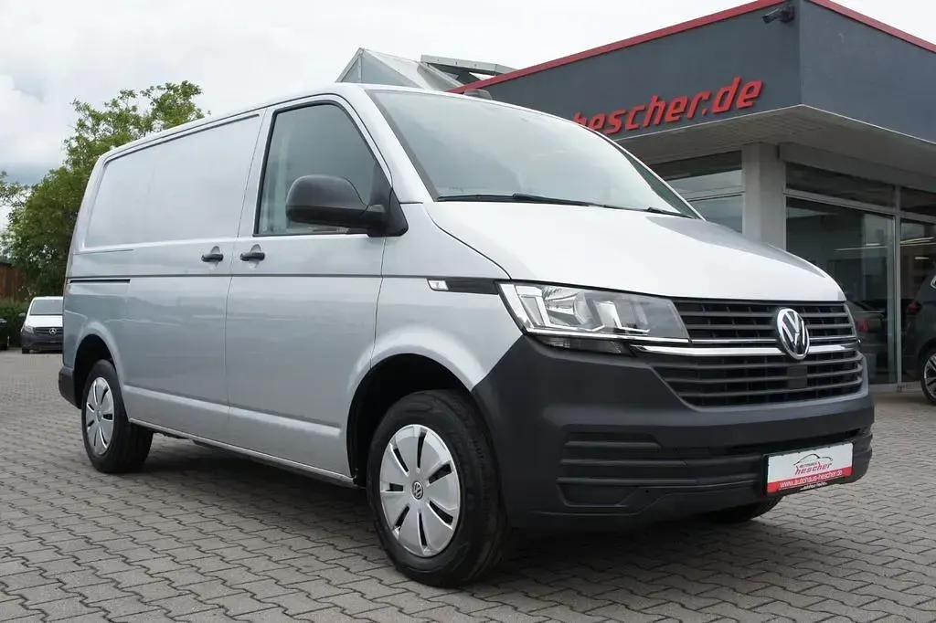 Gebraucht VW Transporter 150 PS (110 kW) 2021 Silber Van