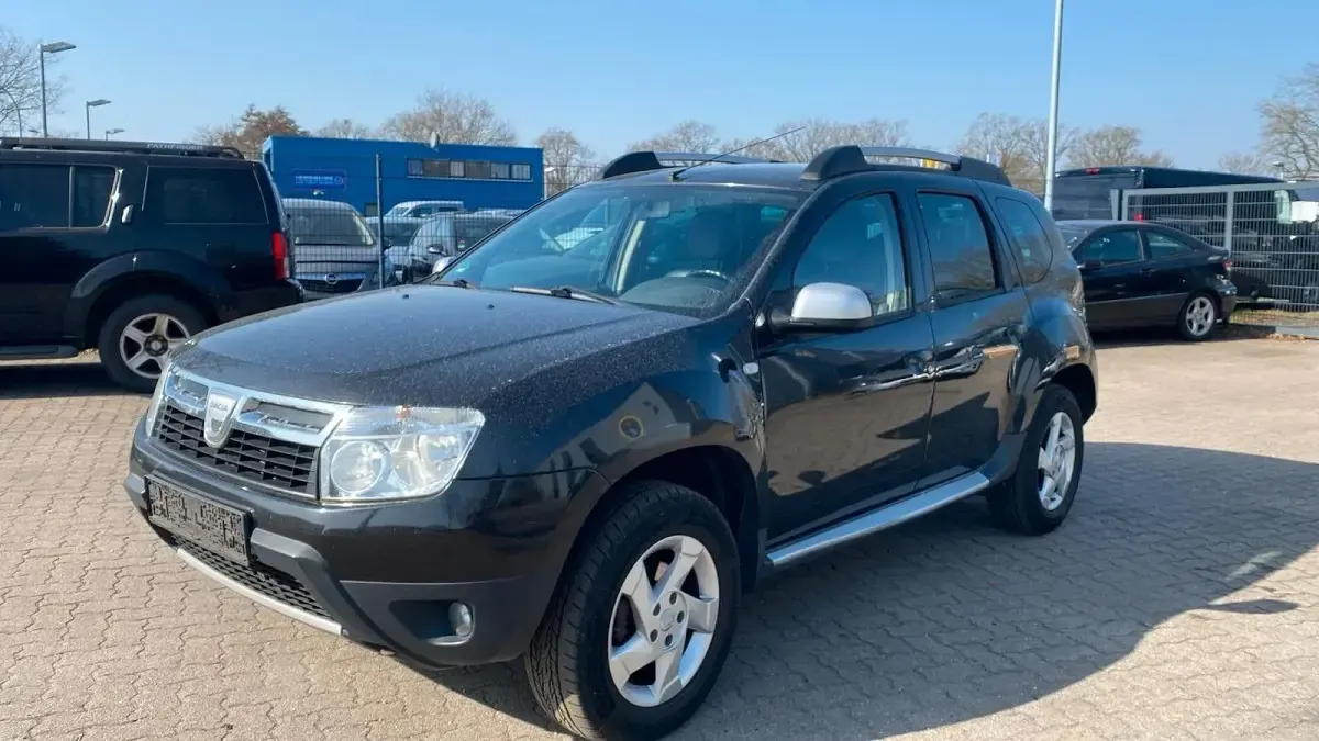 Używany Dacia Duster Prestige 107 KM (78 kW) 2010 Czarny SUV