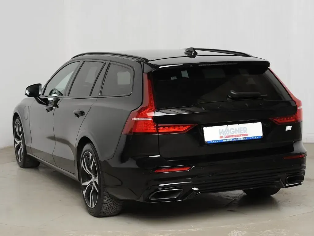 Gebraucht Volvo V60 R-Design 392 PS (288 kW) 2020 Schwarz Kombi