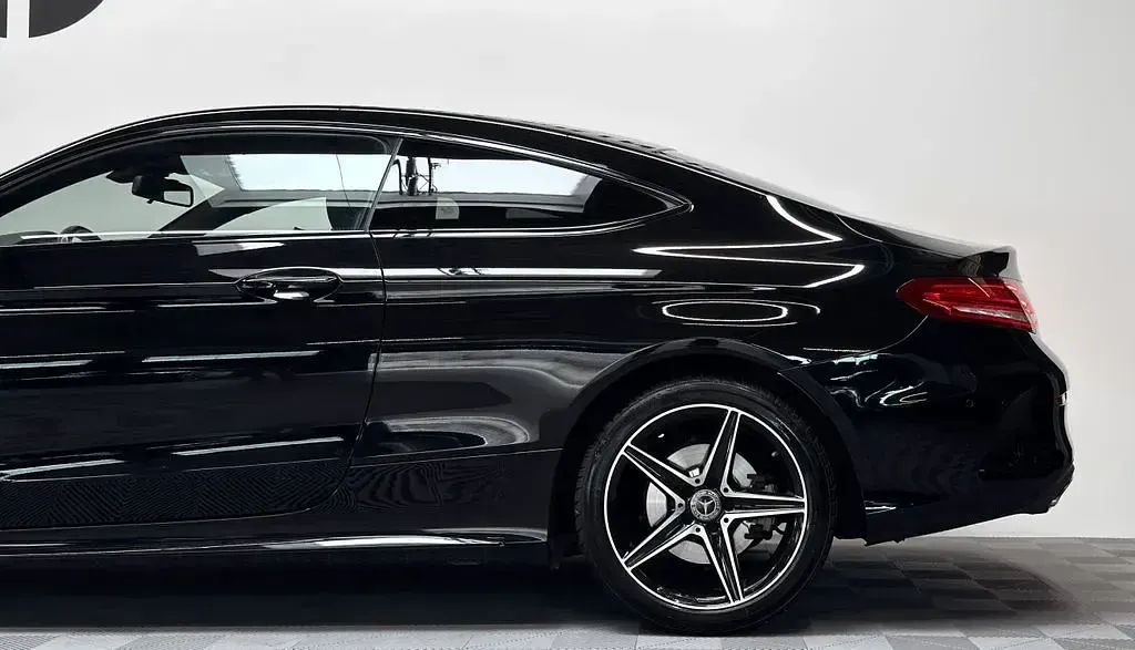 Gebraucht Mercedes C250 AMG 211 PS (155 kW) 2017 Schwarz Coupé