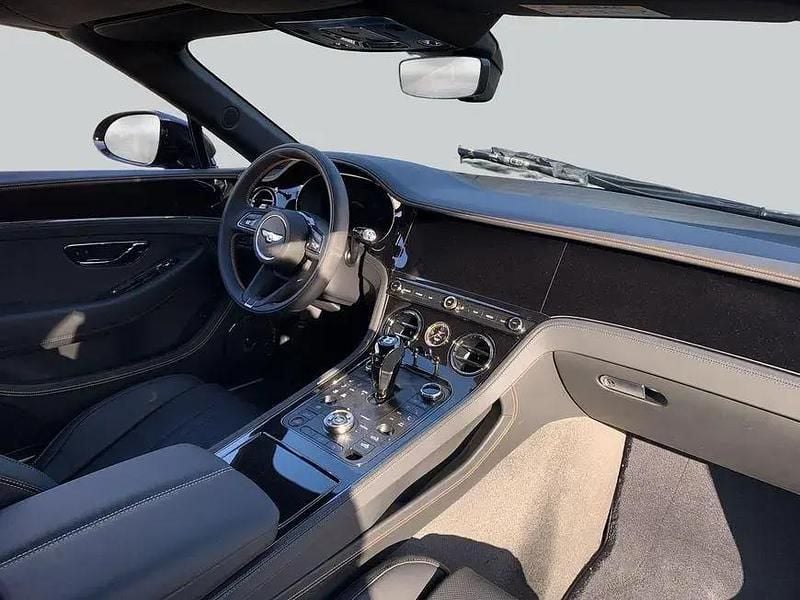 Neu Bentley Continental 519 PS (381 kW) 2025 Schwarz Cabrio