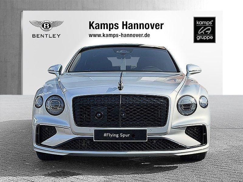 Neu Bentley Flying Spur 680 PS (500 kW) 2026 Silber Limousine