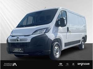 Neu Citroën Jumper 120 PS (88 kW) 2025 Weiß (lackierung weiss icy/typ aussenverkleidung sp) Van / Kleinbus