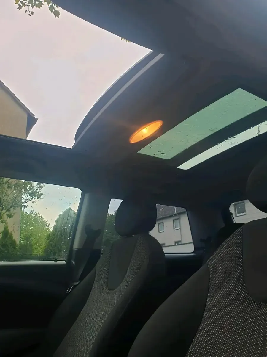 Gebraucht Mini Cooper 122 PS (89 kW) 2010 Schwarz Kleinwagen