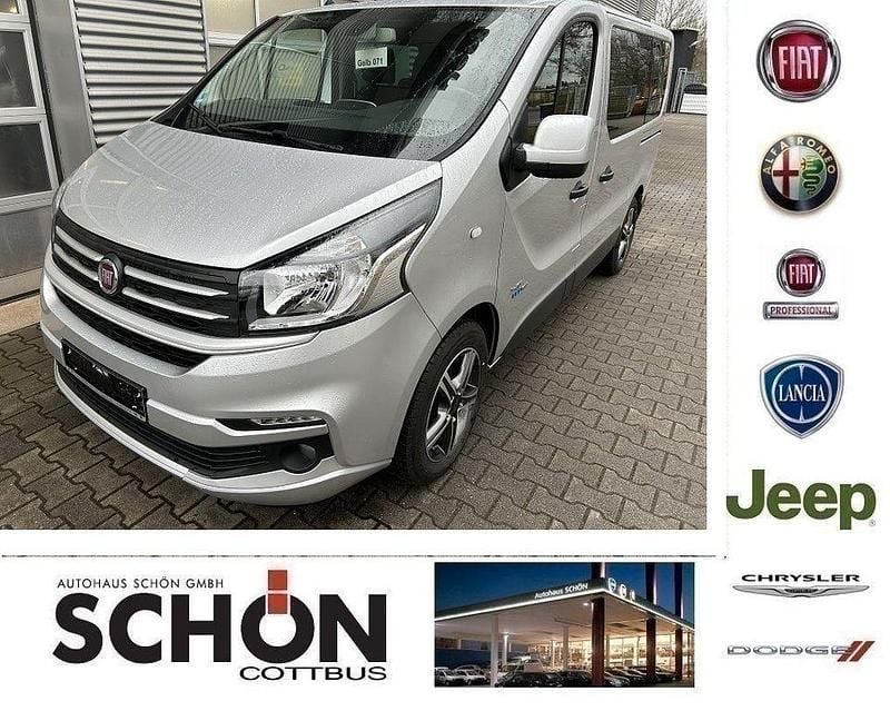 Gebraucht Fiat Talento Family 145 PS (106 kW) 2019 Silber Van / Kleinbus