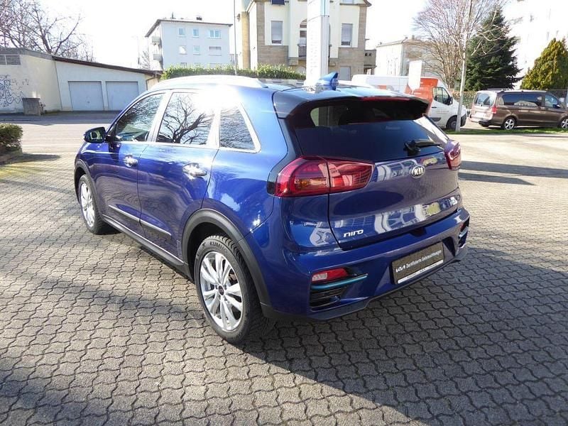 Gebraucht Kia e-Niro Spirit 150 kW (204 PS) 2021 Blau SUV