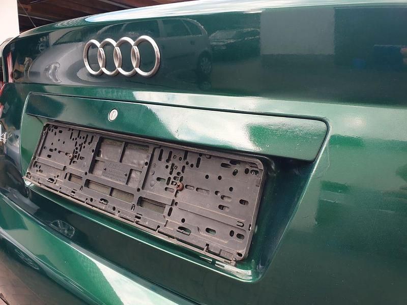 Second-hand Audi A4 102 CP (75 kW) 2000 Verde Berlinǎ