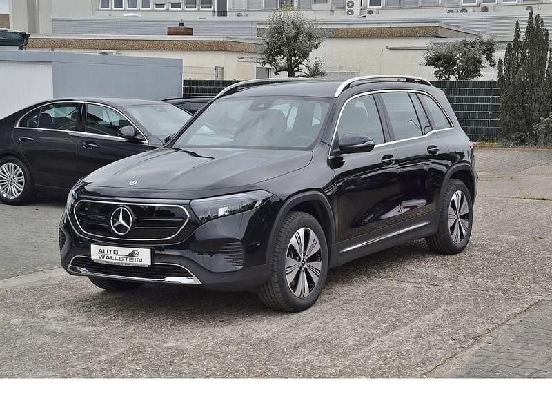 Gebraucht Mercedes EQB250 Advanced 139 kW (190 PS) 2024 Schwarz SUV