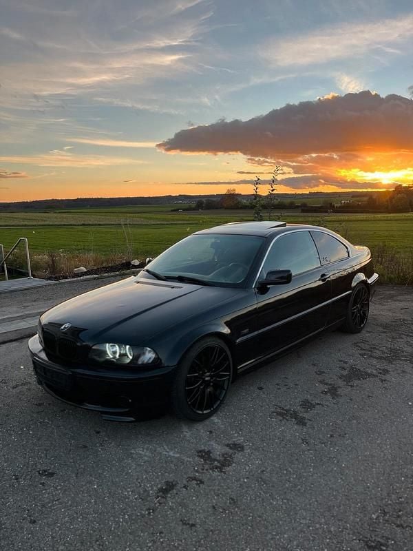 Schwarz Gebraucht 1999 BMW 328 Coupé | 6.499 € (Fairer Preis) - Bild 1/4