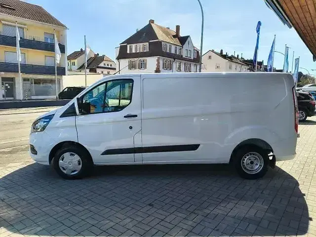 Używany Ford Transit Custom Trend 92 KM (67 kW) 2022 Andere Sedan/Limuzyna