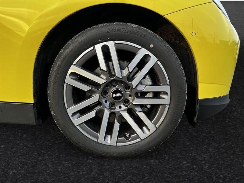Gebraucht Mini Cooper SE 160 kW (218 PS) 2024 Gelb Kleinwagen