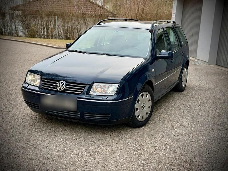Gebraucht VW Bora 116 PS (85 kW) 2003 Blau Kombi