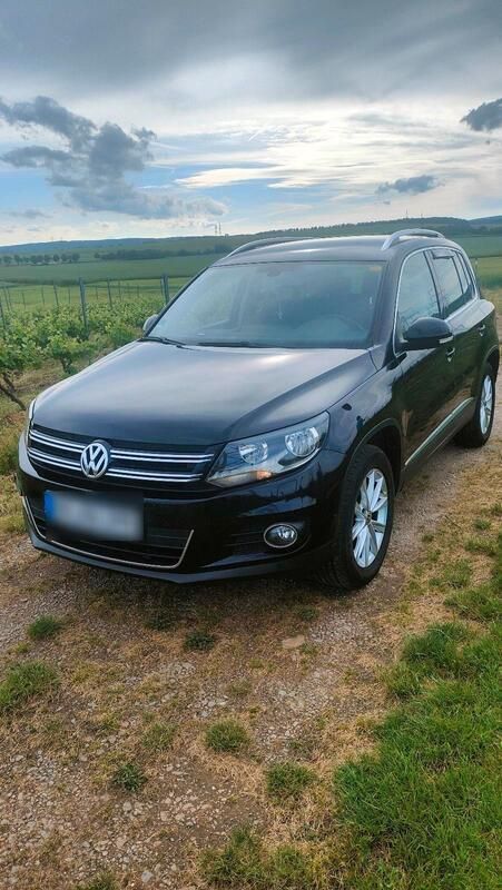 Schwarz Gebraucht 2012 VW Tiguan Style SUV | 9.800 € (Fairer Preis) - Bild 1/4