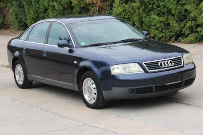 Blau Gebraucht 1998 Audi A6 Limousine | 1.900 € (Guter Preis) - Bild 1/4