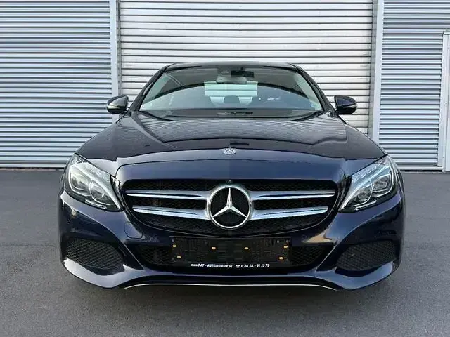 Gebraucht Mercedes C200 136 PS (100 kW) 2018 Blau Limousine