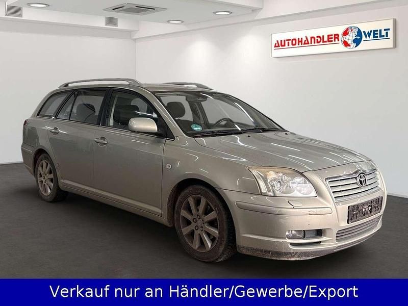 Gebraucht Toyota Avensis Executive 129 PS (94 kW) 2006 Grün Kombi